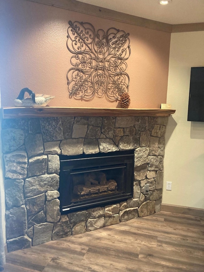 19717 SW Mount Bachelor Dr unit 118, Bend, OR 97702 - photo 5