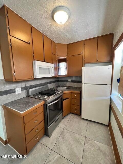 2920 Myles St, El Paso, TX 79930 - photo 3