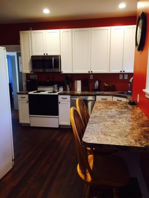 20 Oakwood Place, Delmar, NY 12054 - photo 7