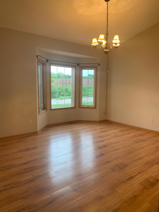 Yucca Living Room.jpg