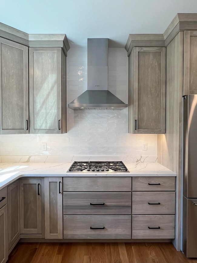 198 Sage Ln, Portsmouth, NH 03801 - photo 6