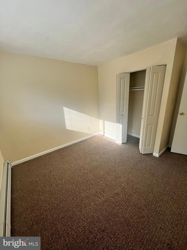 120 N Penn St unit C2, Spring City, PA 19475 - photo 5