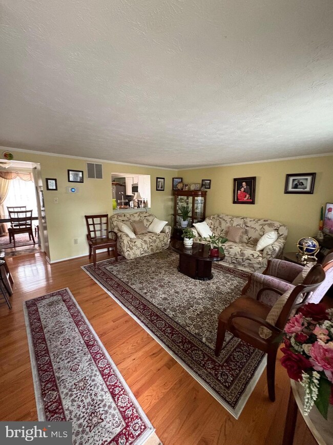 2256 Riding Crop Way, Windsor Mill, MD 21244 - photo 5