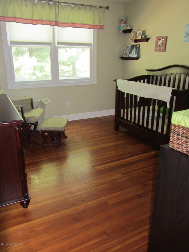 59 Thompson Ave unit 1rst Floor, Leonardo, NJ 07737 - photo 5