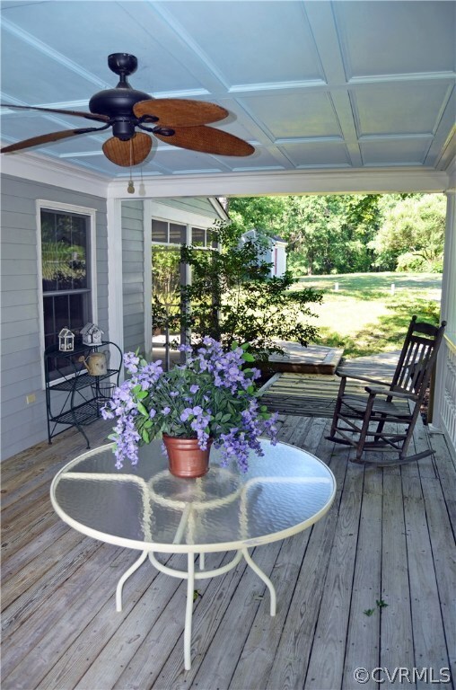 Charleston-styled 