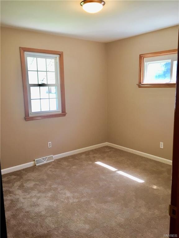 522 Witmer Rd, North Tonawanda, NY 14120 - photo 6