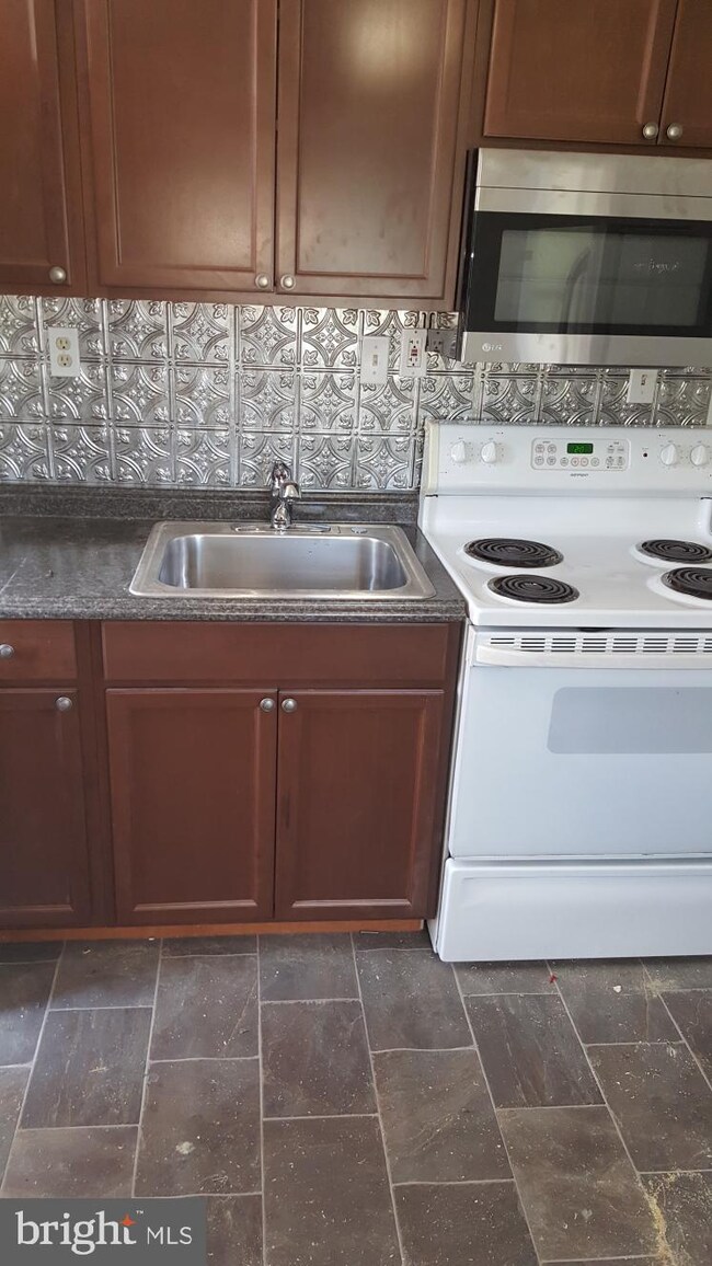 99 Singley Ave, Runnemede, NJ 08078 - photo 5