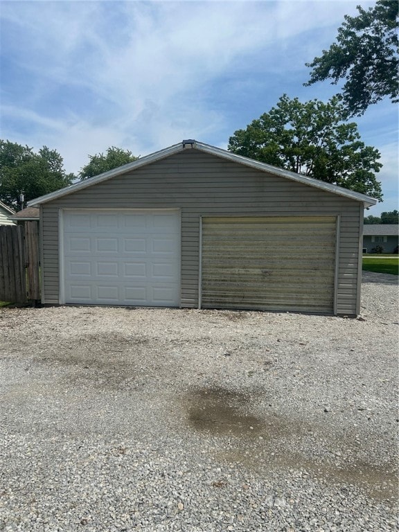 509 NE 2nd St, Casey, IL 62420 - photo 6