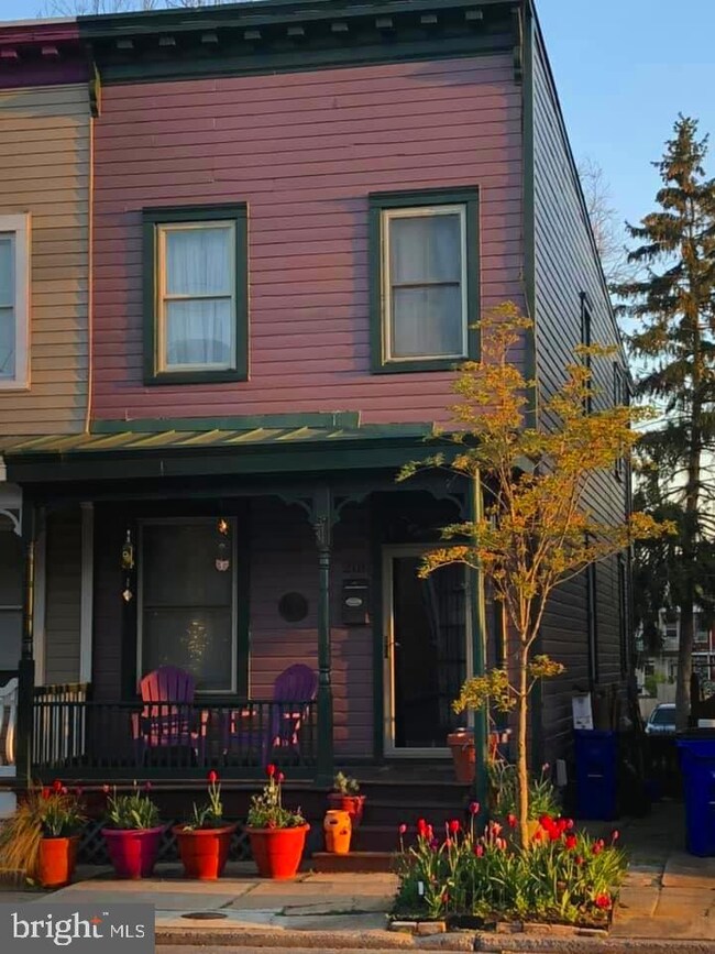 208 E 5th St, Frederick, MD 21701 - photo 4