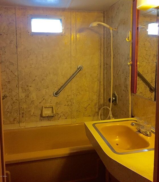 19TH-BATH