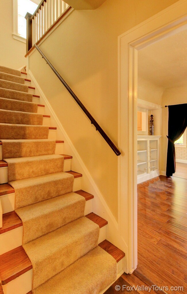 1348 Kensington Place, Aurora, IL 60506 - photo 6