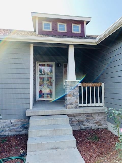 103 E 6th Street Ct, Cimarron, KS 67835 - photo 2