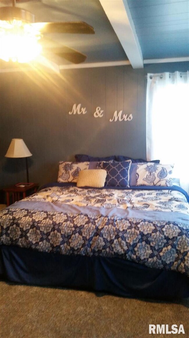 1011 N 3rd St, Clinton, IA 52732 - photo 7