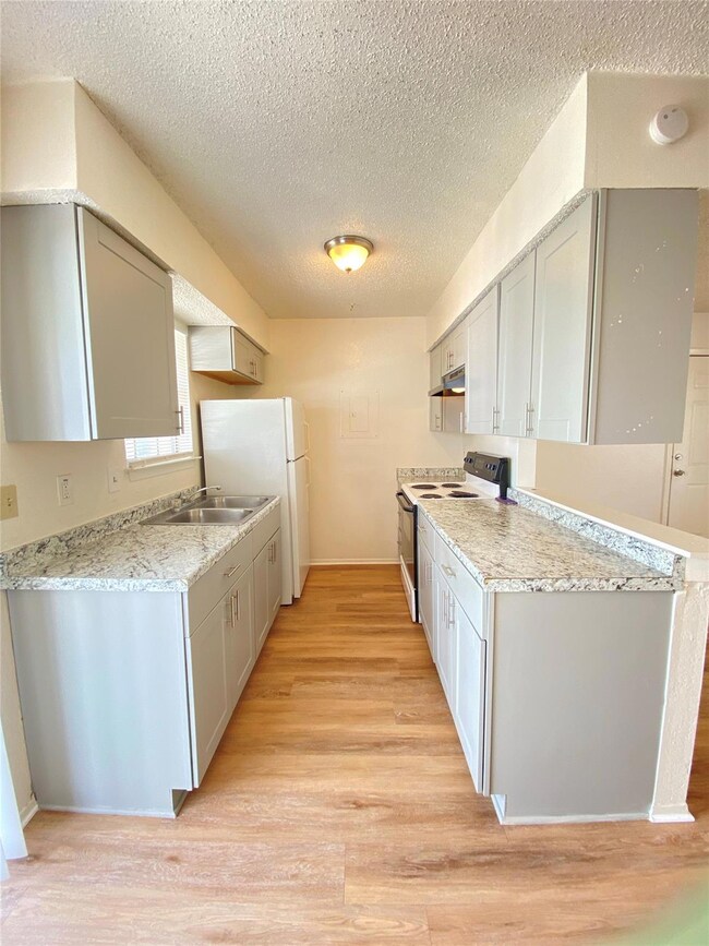 8024 Cambridge Cir unit B, Fort Worth, TX 76108 - photo 5