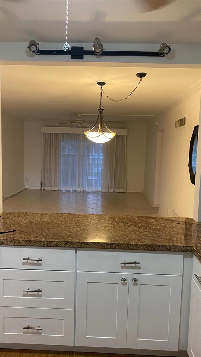 230 N Federal Hwy unit 104, Deerfield Beach, FL 33441 - photo 6