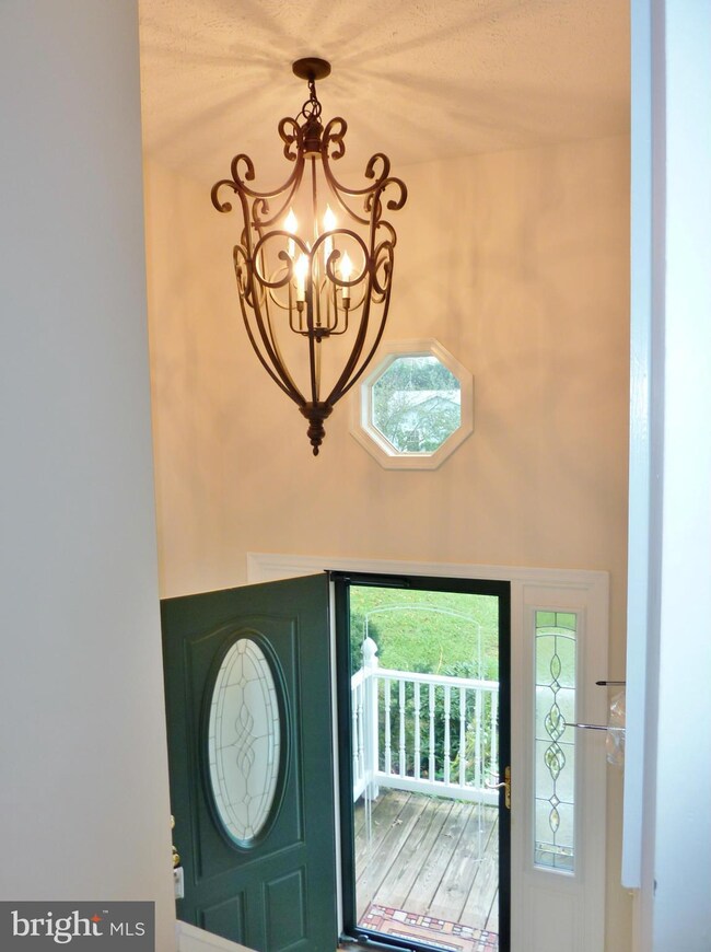 204 Woodrow Rd, Winchester, VA 22602 - photo 6