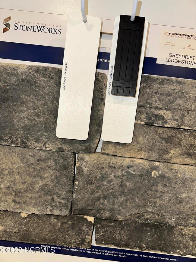 Greydrift Ledgestone - White - White - B