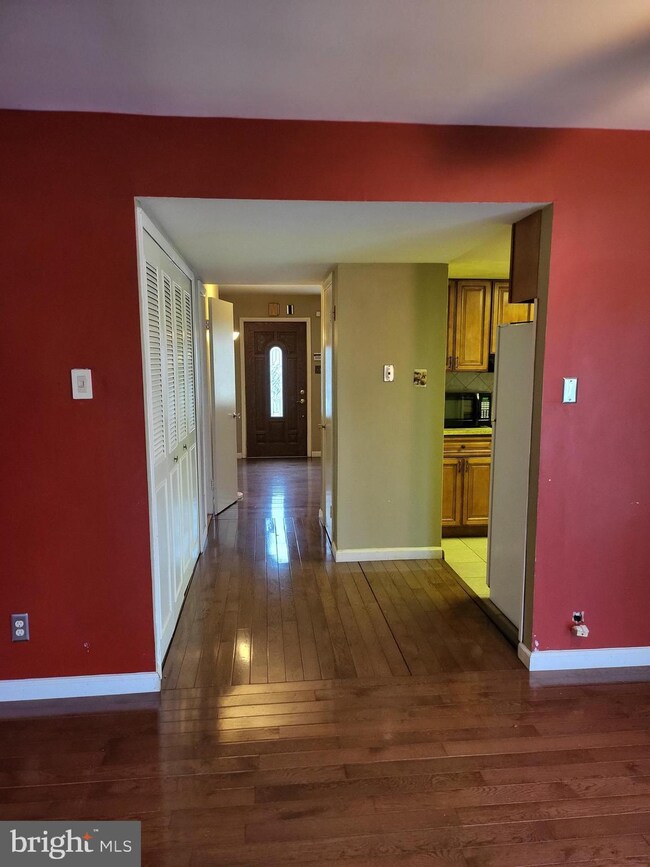 28 Fireside Ct, Willingboro, NJ 08046 - photo 7