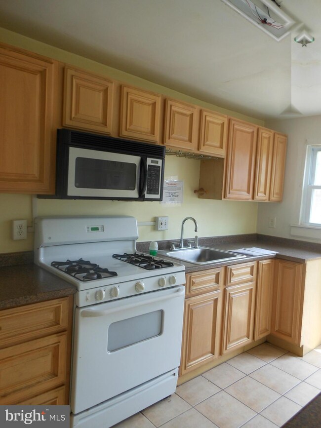 1529 Ingleside Ave, Gwynn Oak, MD 21207 - photo 6