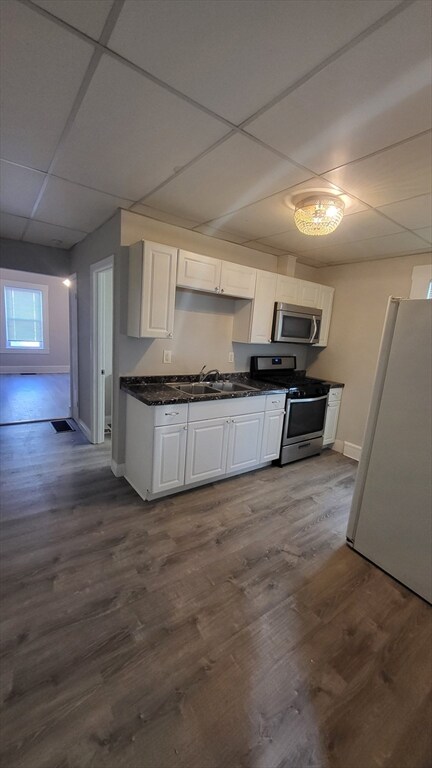 54 Queen St unit 1, Lowell, MA 01851 - photo 3
