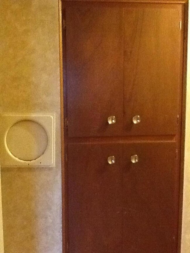 Built in storage and laudry shoot
