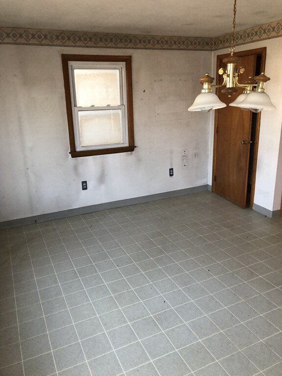 13 Candlewick Ln, Whitman, MA 02382 - photo 6