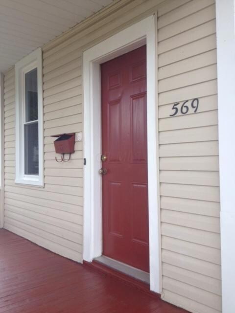 569 E. Walnut2