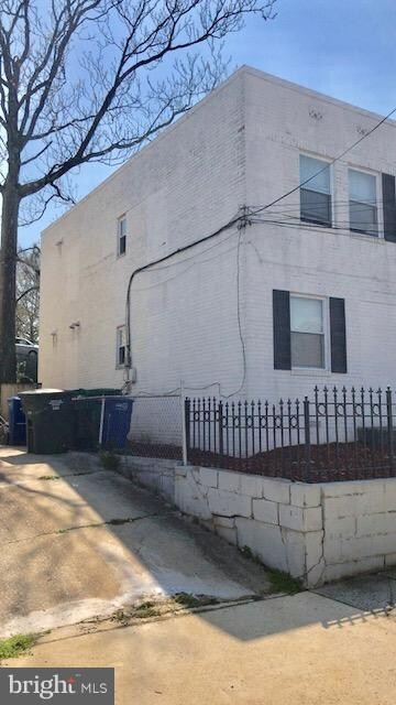 5117 A St SE unit 201, Washington, DC 20019 - photo 3