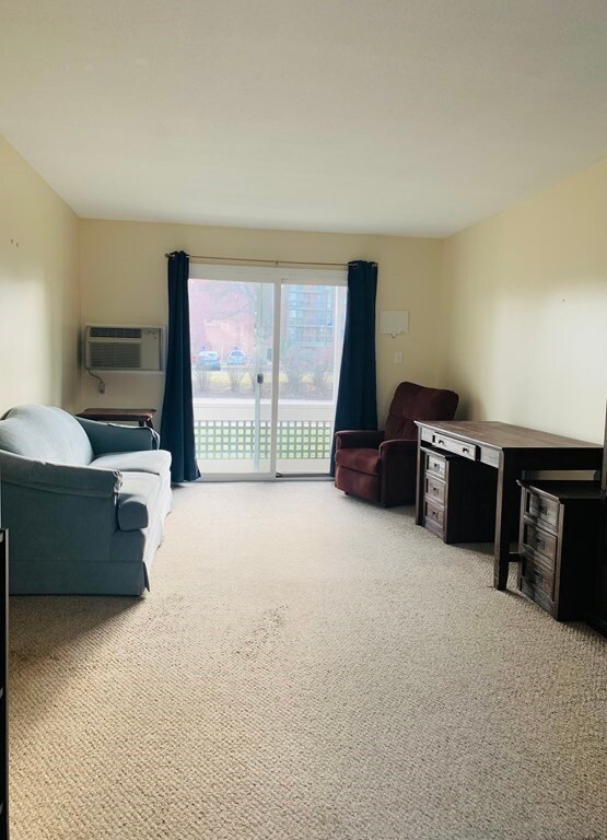 10 Arbor Way unit D, Holyoke, MA 01040 - photo 4