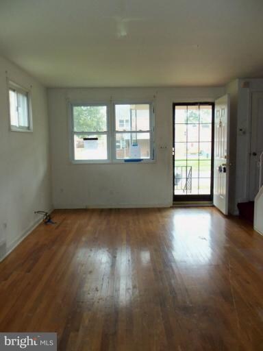 3808 Midheights Rd, Baltimore, MD 21215 - photo 4