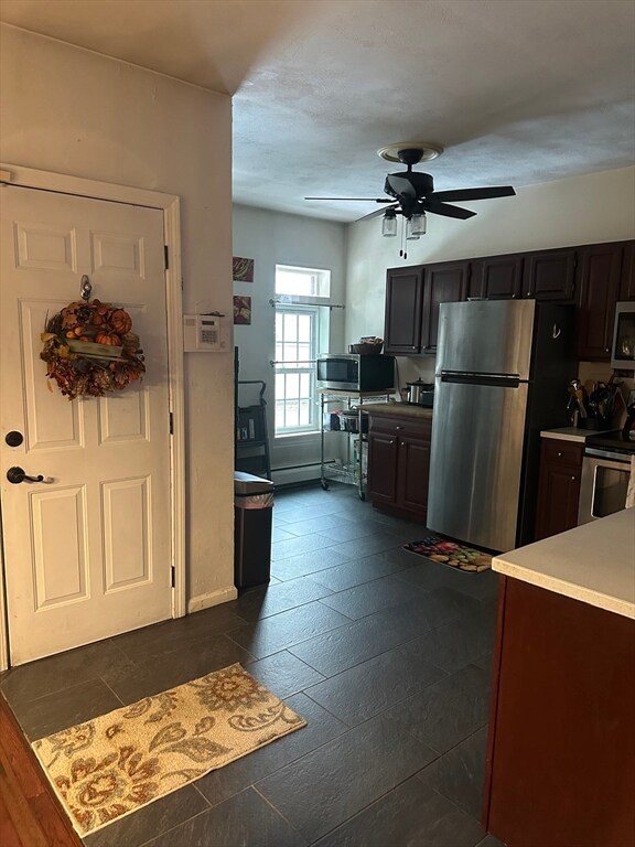 37 Grove St unit 37, Clinton, MA 01510 - photo 2