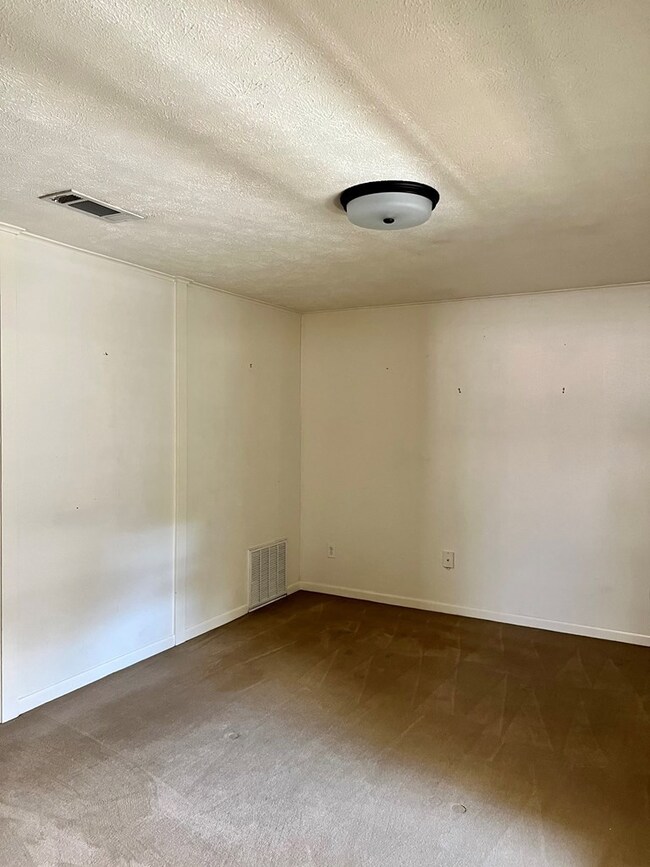 525 Burk St, Nacogdoches, TX 75964 - photo 7