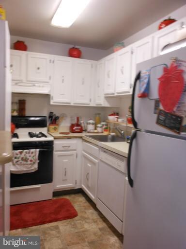 Lafayette Park unit 601, Falls Church, VA 22041 - photo 3