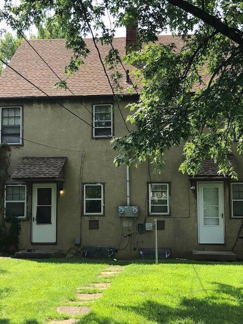 136 N Everett