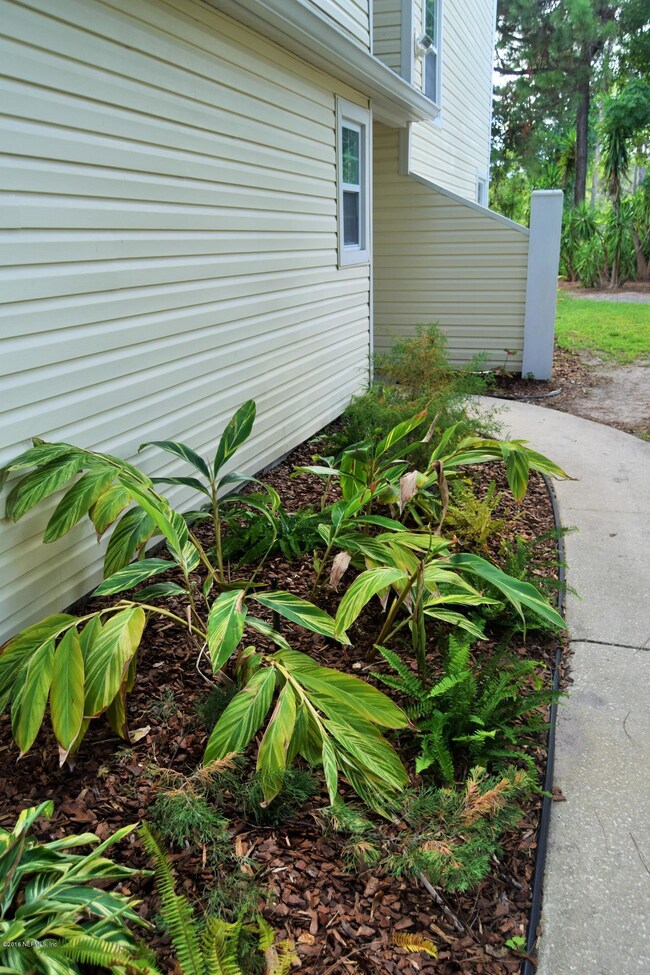 Lovely Landscape to Front Entry