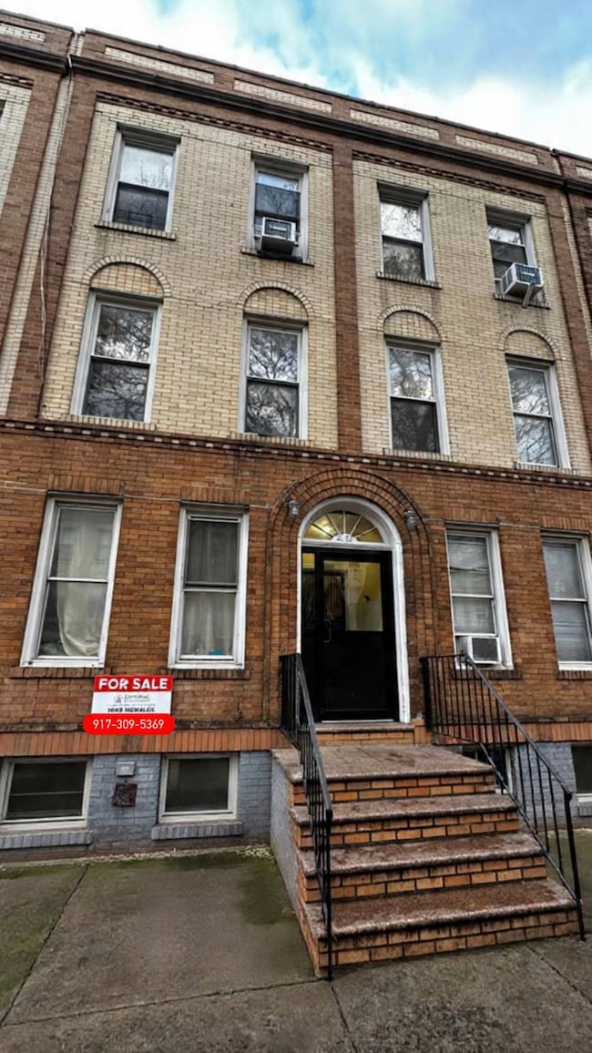 4125 52nd St, Flushing, NY 11377 - photo 5