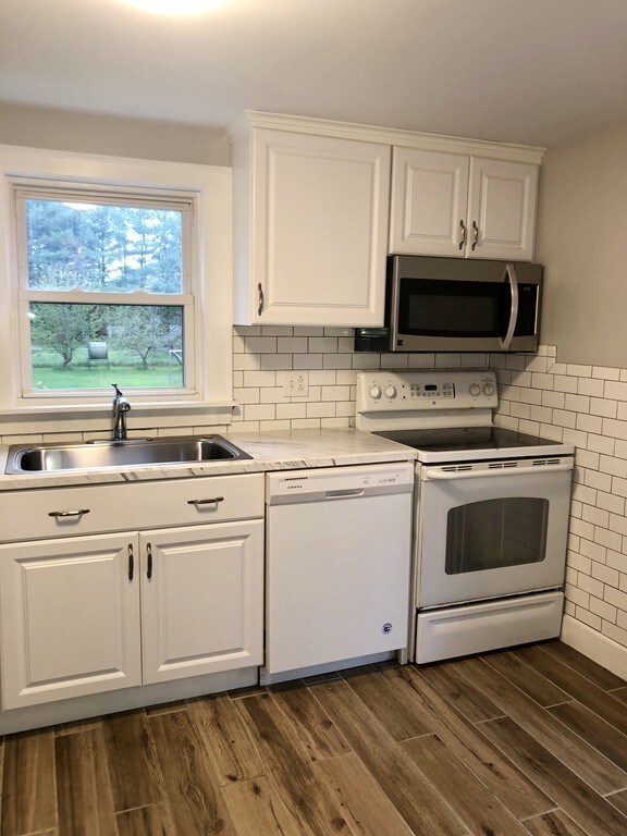 335 Spring St, Rockland, MA 02370 - photo 4