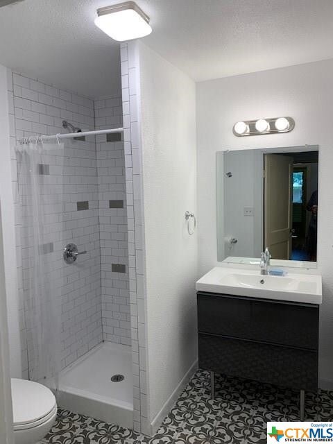 612 W Hopkins St, San Marcos, TX 78666 - photo 5