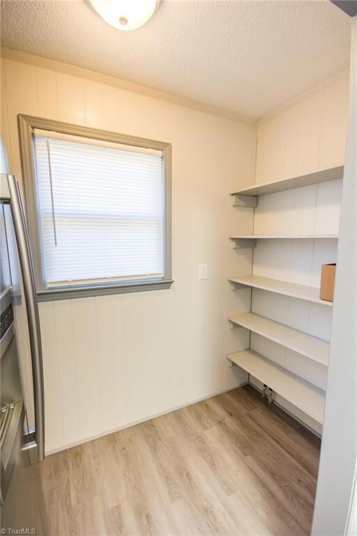 235 W Debbie Ln, Statesville, NC 28625 - photo 7