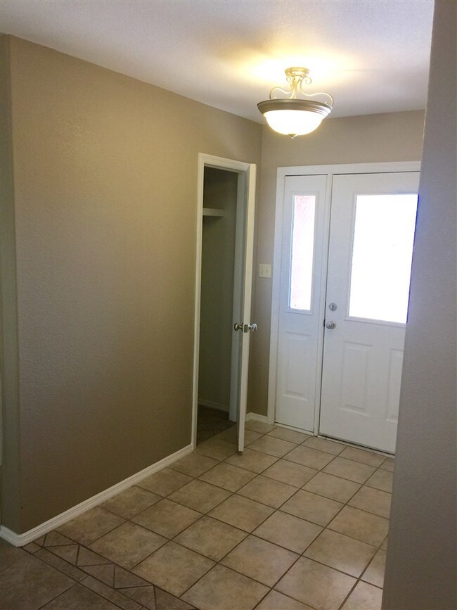 1520 Serrano, Alamogordo, NM 88310 - photo 5