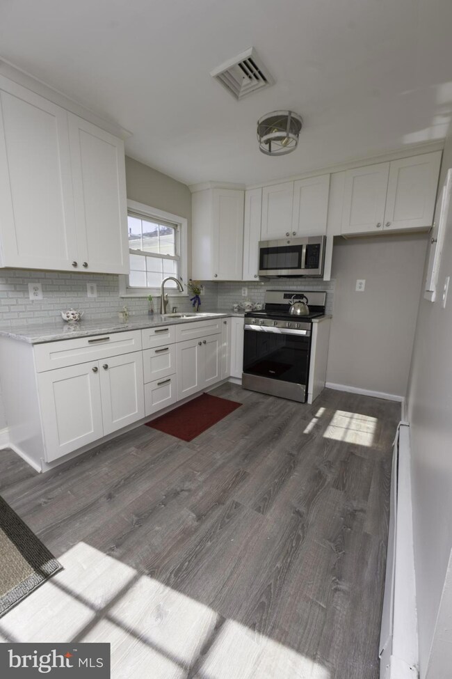 110 Victor Ave, Clementon, NJ 08021 - photo 3