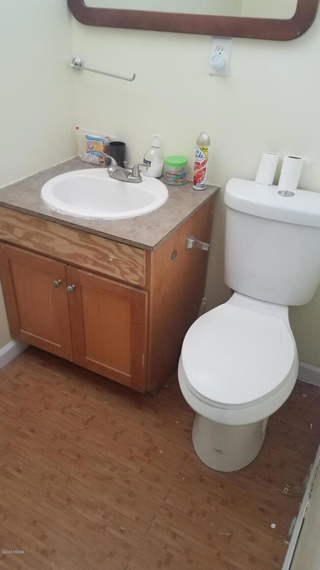 2911 Deeb Ct6