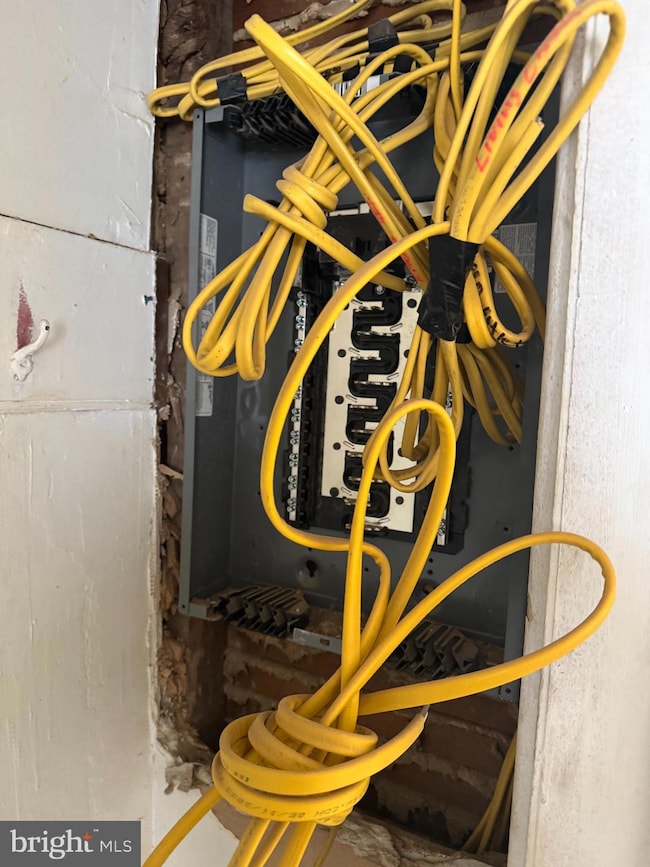 2903 N Fairhill St, Philadelphia, PA 19133 - photo 4