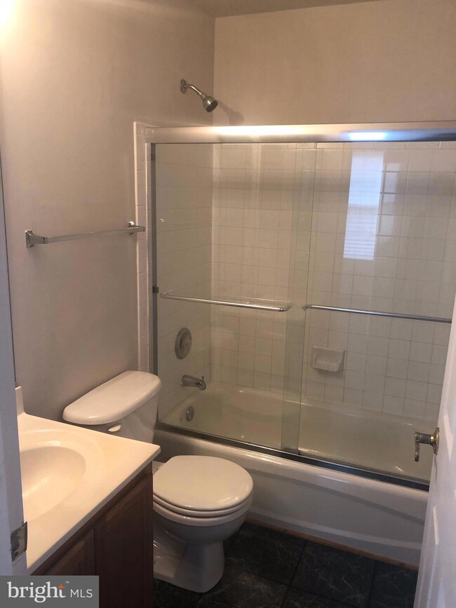 4102 Apple Leaf Way, Suitland, MD 20746 - photo 4