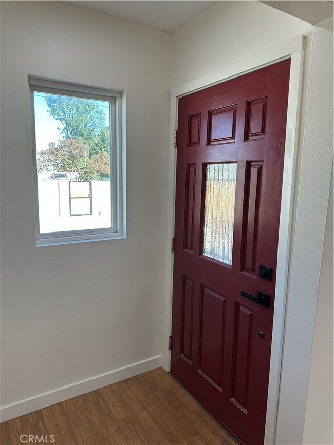 19140 Strathern St, Reseda, CA 91335 - photo 5