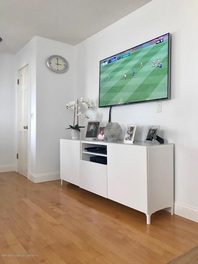 18 Xenia St, Staten Island, NY 10305 - photo 6