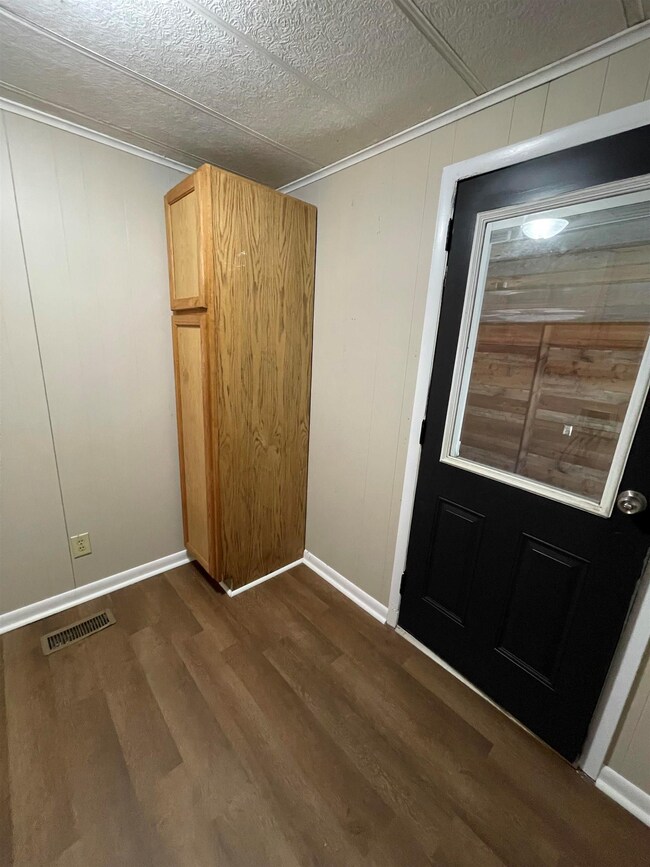 366 Mary Lou Dr, Byron, GA 31008 - photo 6