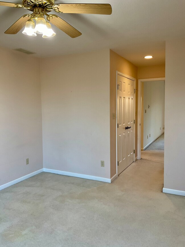 4730 Posthorn Ct, Columbus, IN 47203 - photo 6