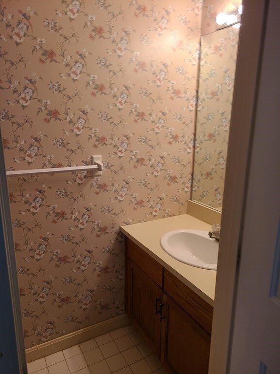 115 Carriage Ln unit 115, Taunton, MA 02780 - photo 6