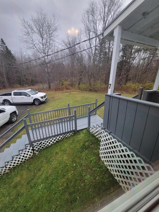 7 Jackson St, Dexter, ME 04930 - photo 7